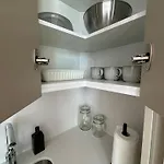 Oasis Pavia 15 شقة