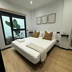 Oasis Pavia 15 شقة