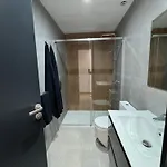 Oasis Pavia 15 *